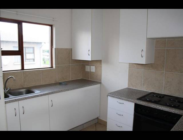 2 BEDROOM APARTMENT FOR SALE IN BEYERS PARK